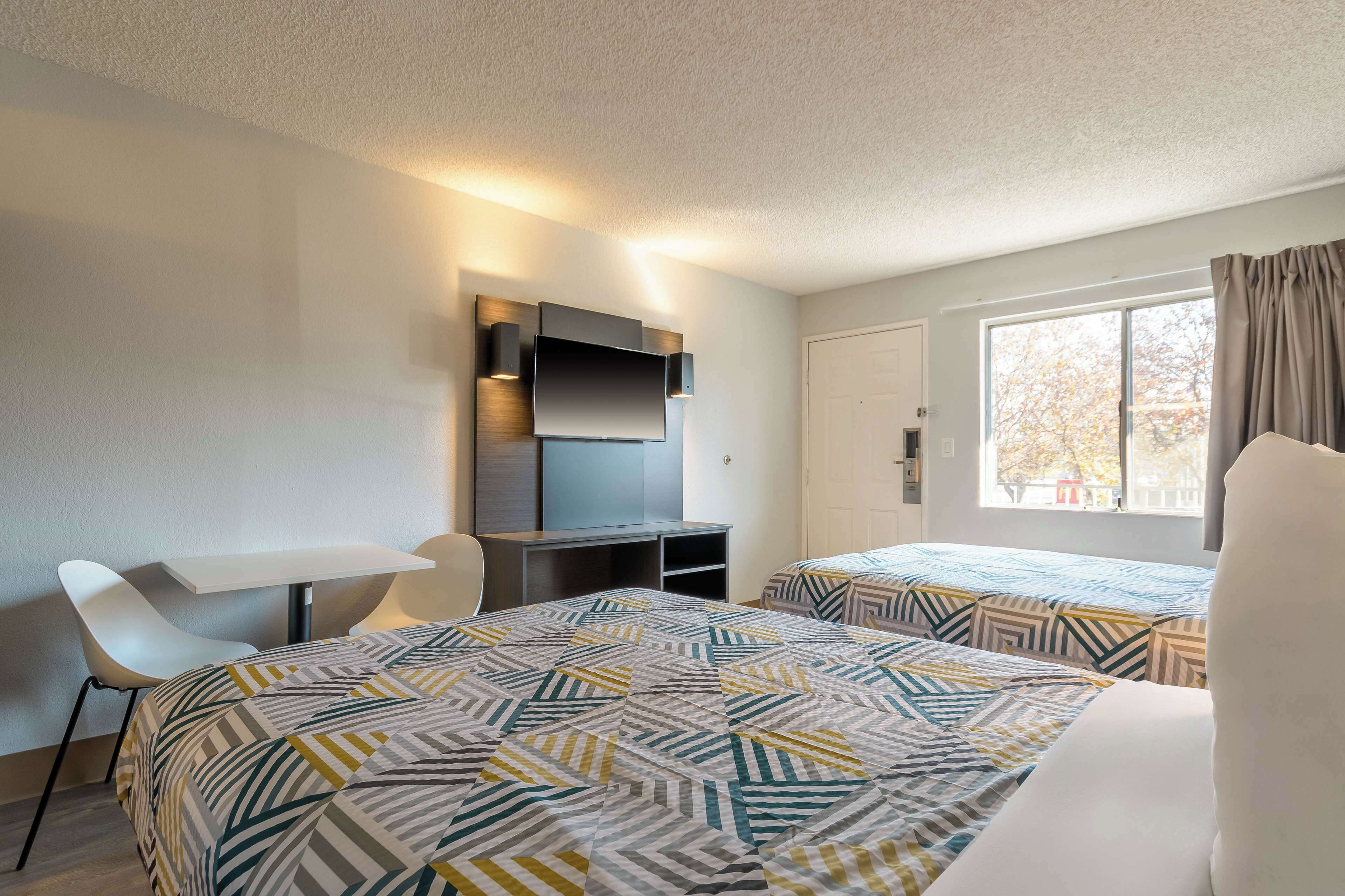 Foto - Motel 6 Hayward, CA- Silicon Valley Gateway