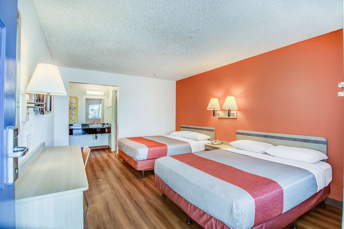 Wifi gratis y ropa de cama