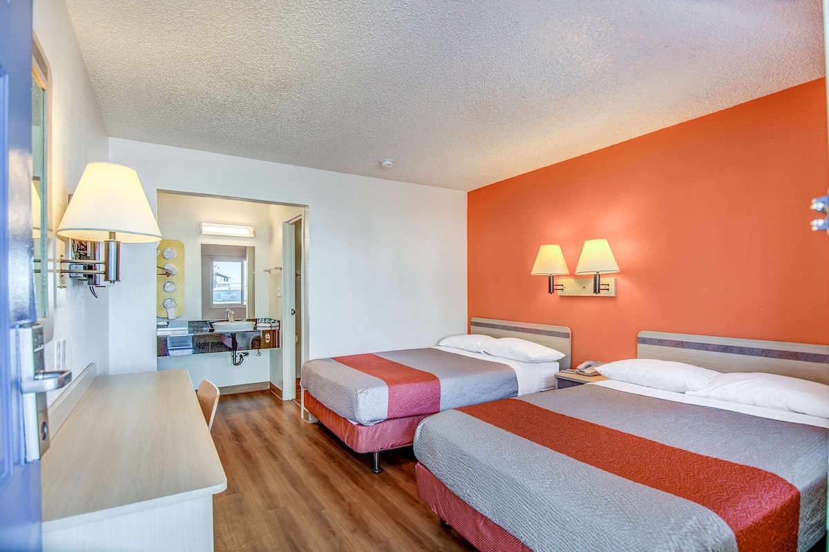 Wifi gratis y ropa de cama