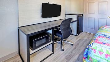 Desk, iron/ironing board, free WiFi, bed sheets