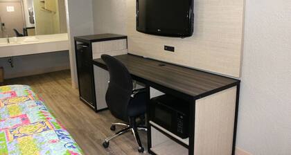 Super 7 Inn by Hotel O Dallas I 20