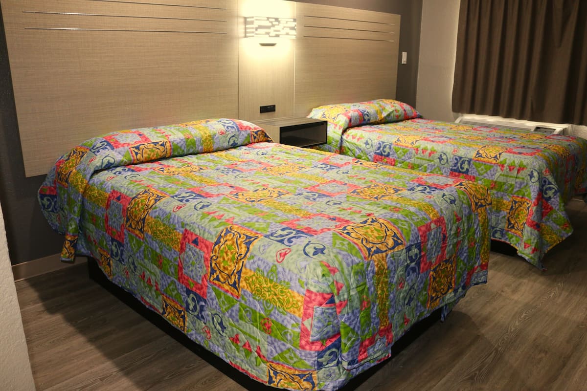 Standard Room, 2 Double Beds, Non Smoking | Desk, free WiFi, bed sheets