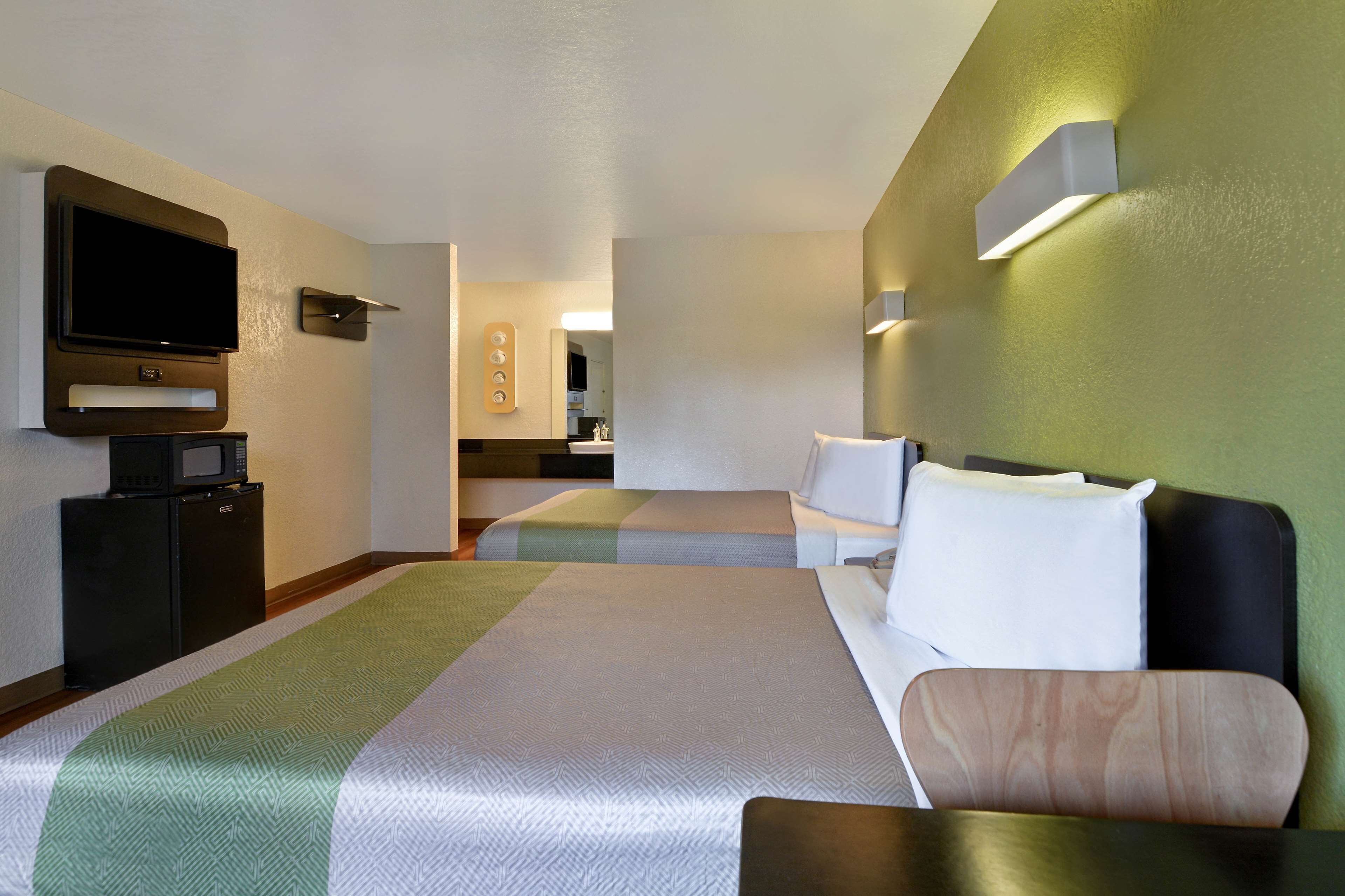 Photo - Motel 6-Destin, FL