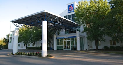 Motel 6 Colchester, VT - Burlington