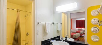 Motel 6 Lawton, OK