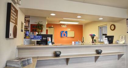 Motel 6 Coeur D'Alene, ID