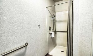 淋浴/盆浴组合、毛巾、肥皂