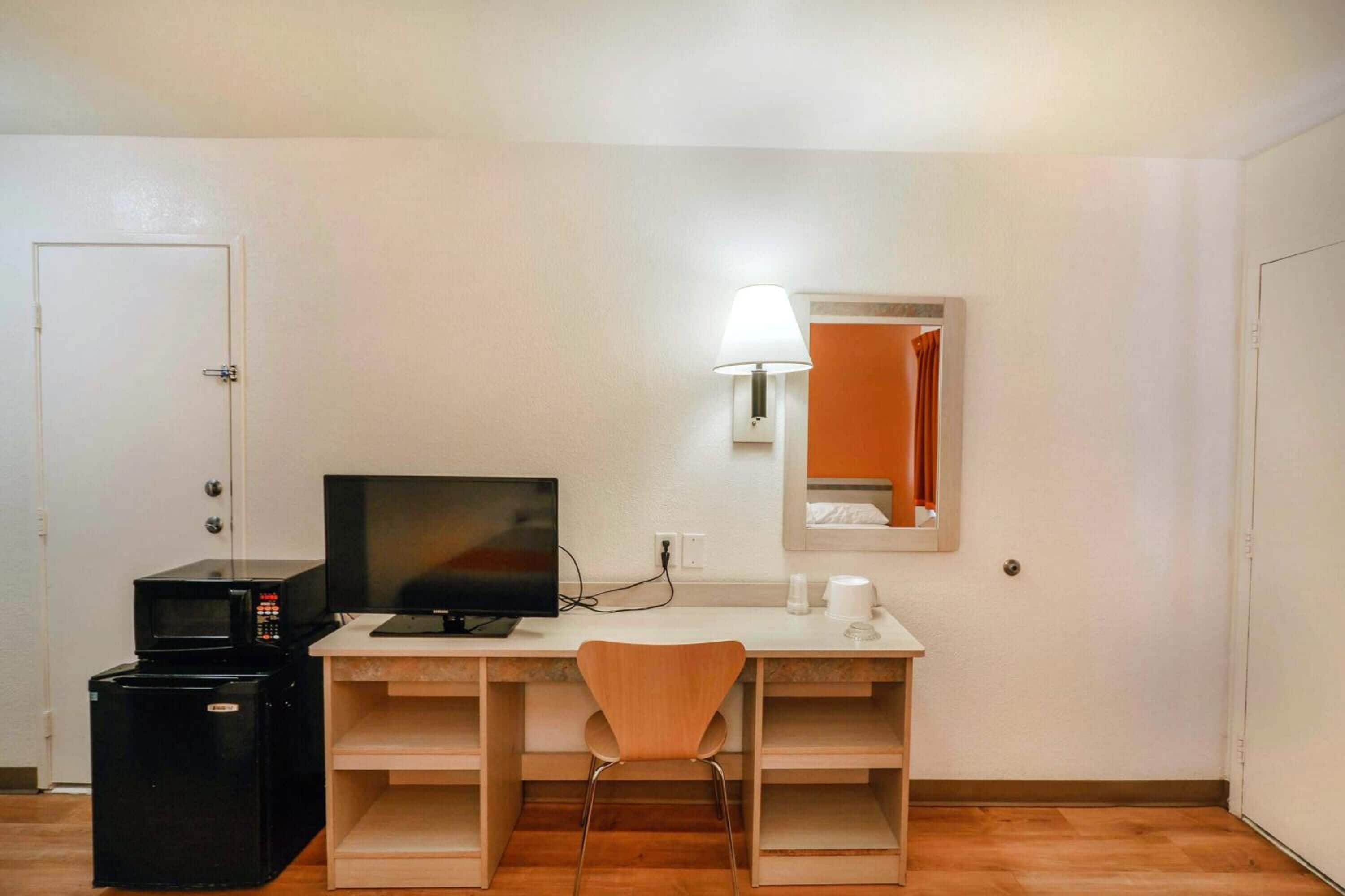 免費 Wi-Fi、床單