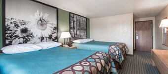 Super 8 by Wyndham Devils Lake