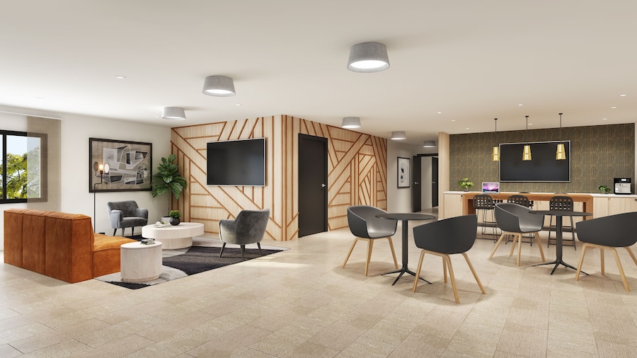 Residences at Solomon Pond