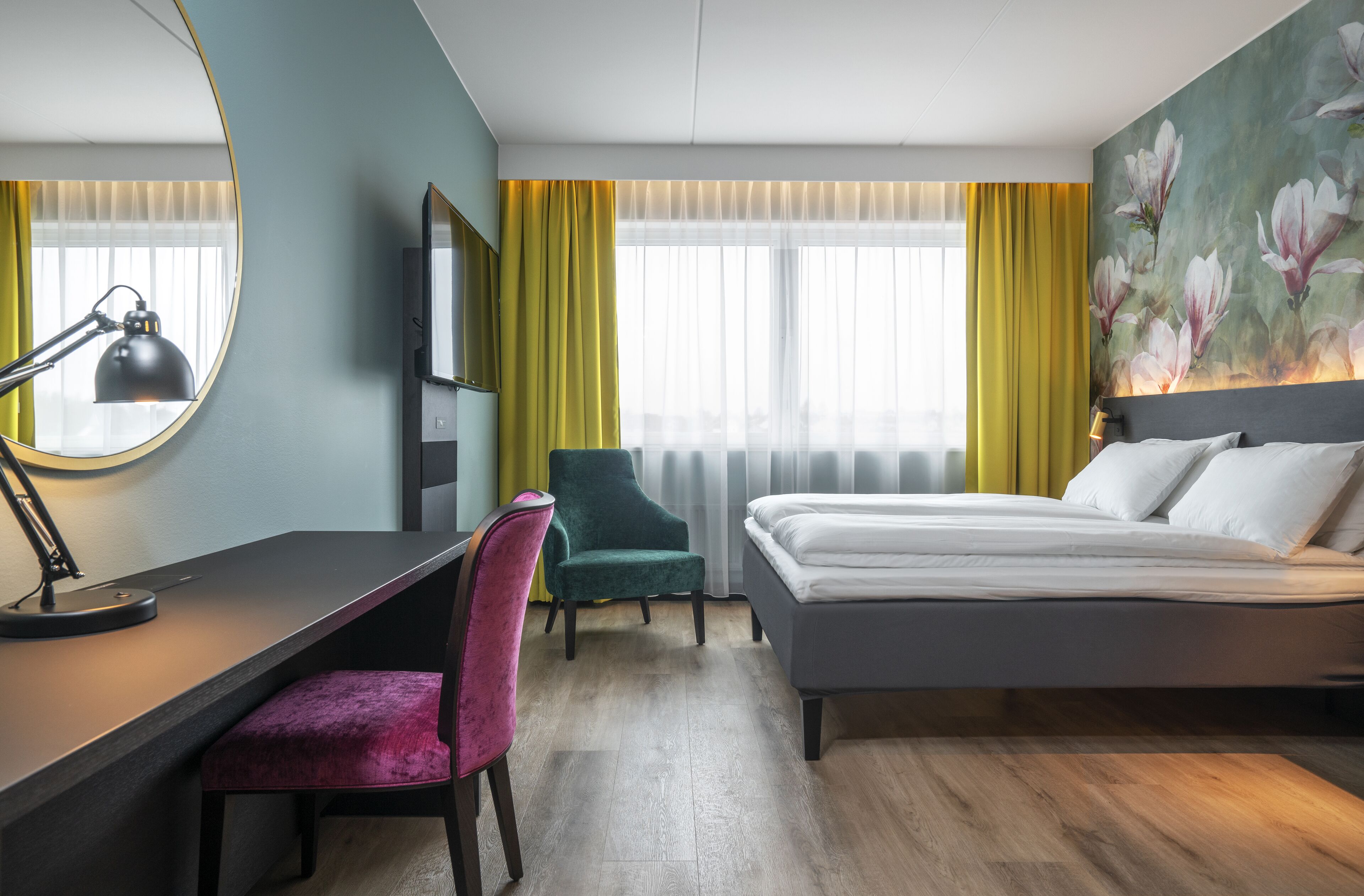 Coffres-forts dans les chambres, bureau, rideaux occultants