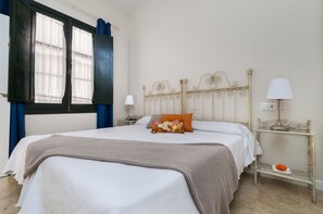 1 bedroom, laptop workspace, iron/ironing board, free cots/infant beds