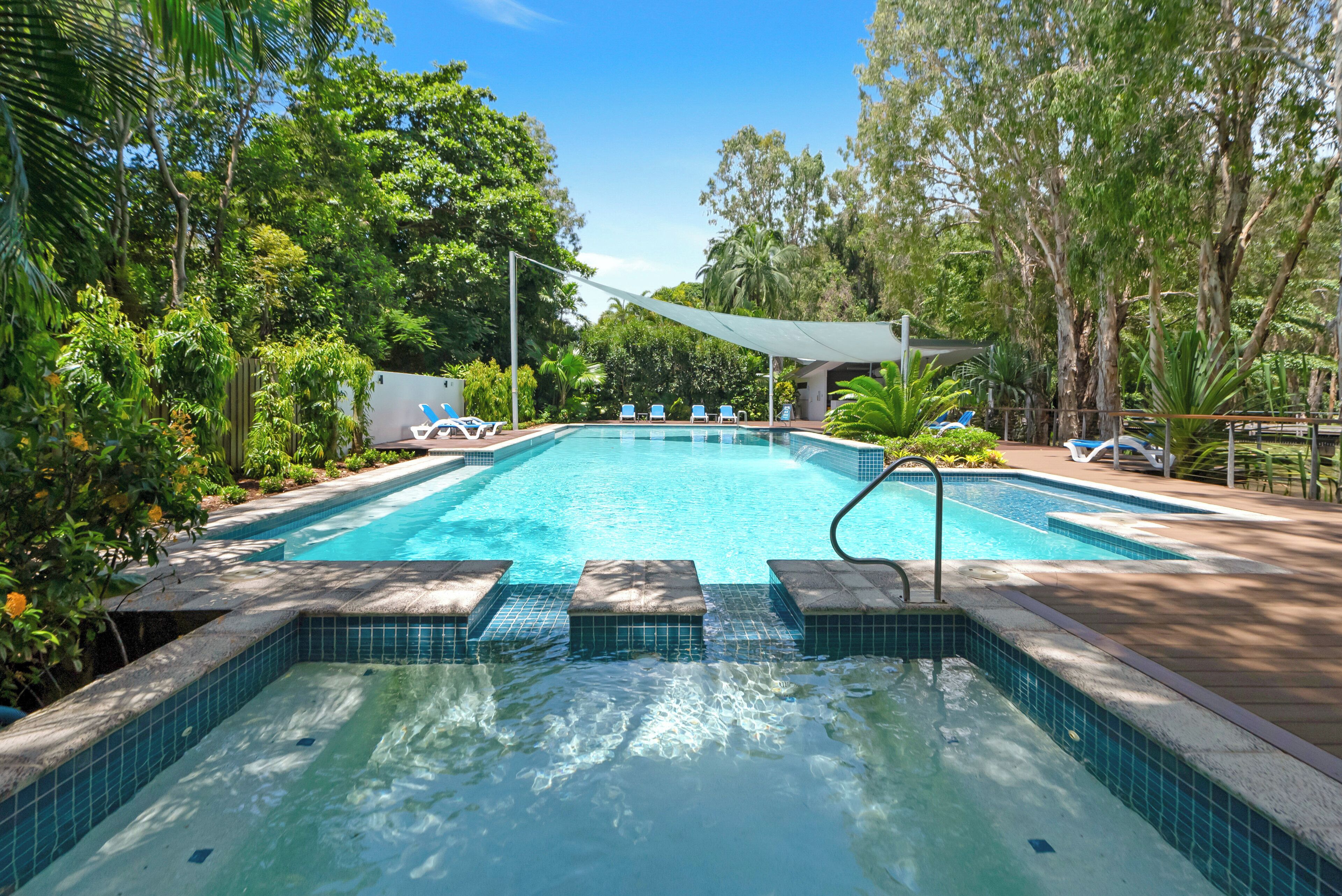 outdoor pool, pool loungers