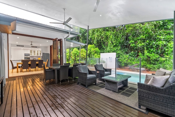 Villa, 3 Bedrooms, Private Pool, Garden Area | Terrace/patio