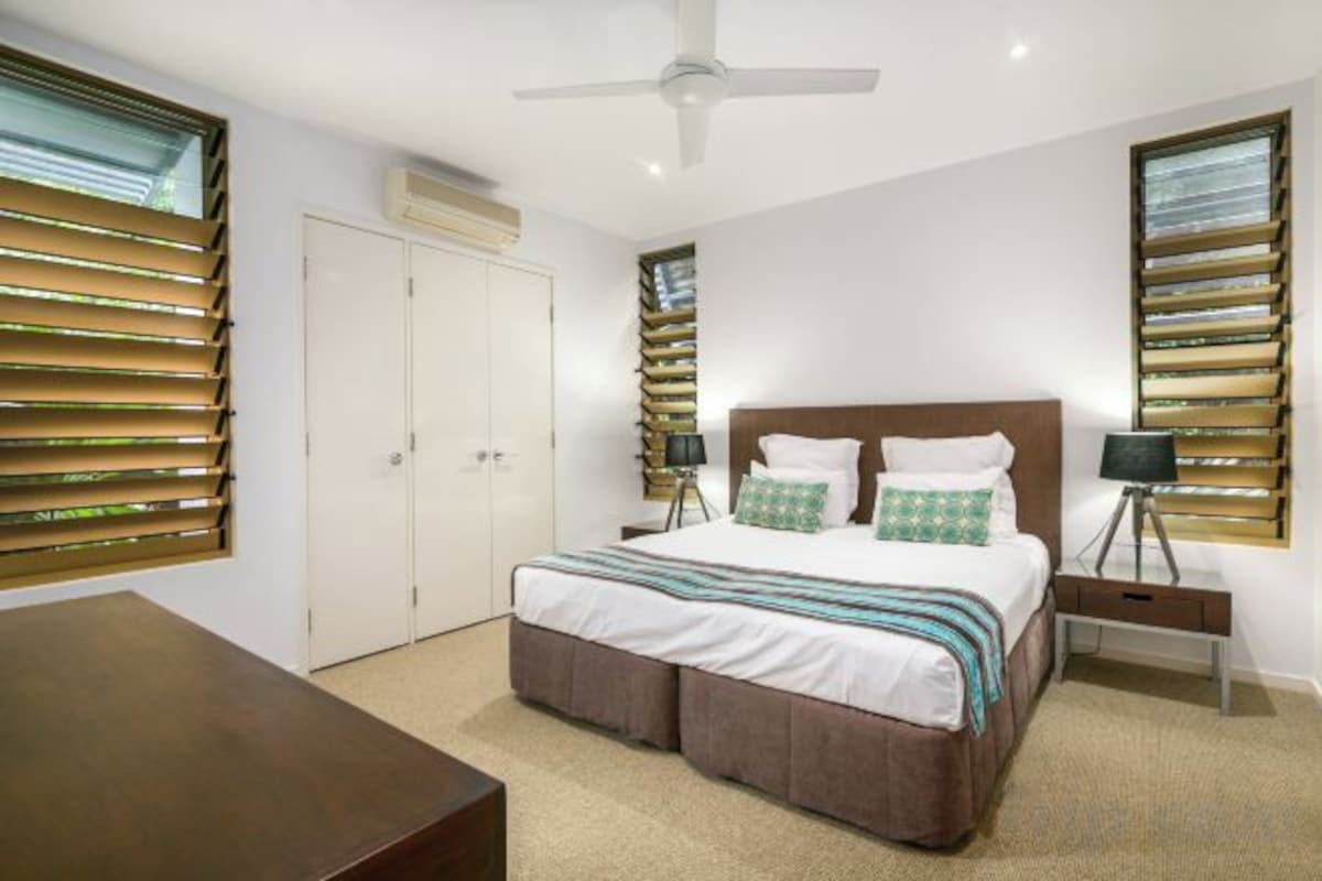 Three Bedroom Apartment