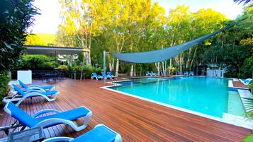 Outdoor pool, pool loungers