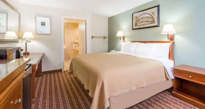 Days Inn by Wyndham Orangeburg