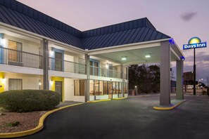 Exterior - Days Inn by Wyndham Ocean Springs (Biloxi)