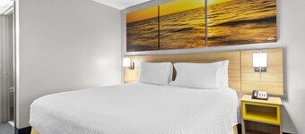 Days Inn by Wyndham Ocean Springs