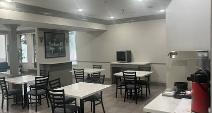 Days Inn by Wyndham Denham Springs-Baton Rouge East