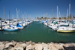 Marina - Days Inn by Wyndham Oceanside (Oceanside)