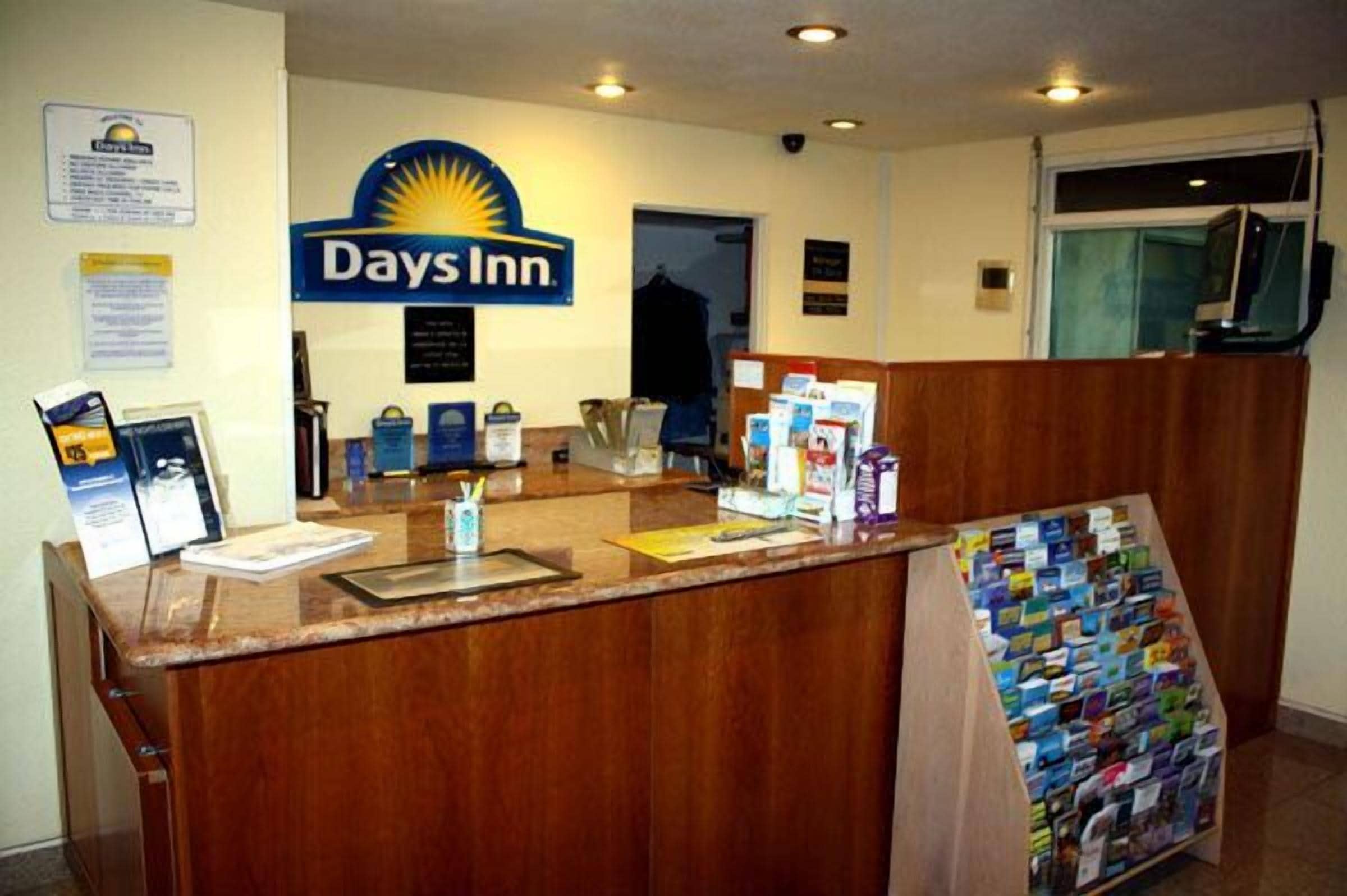 Photo - Days Inn by Wyndham Oceanside