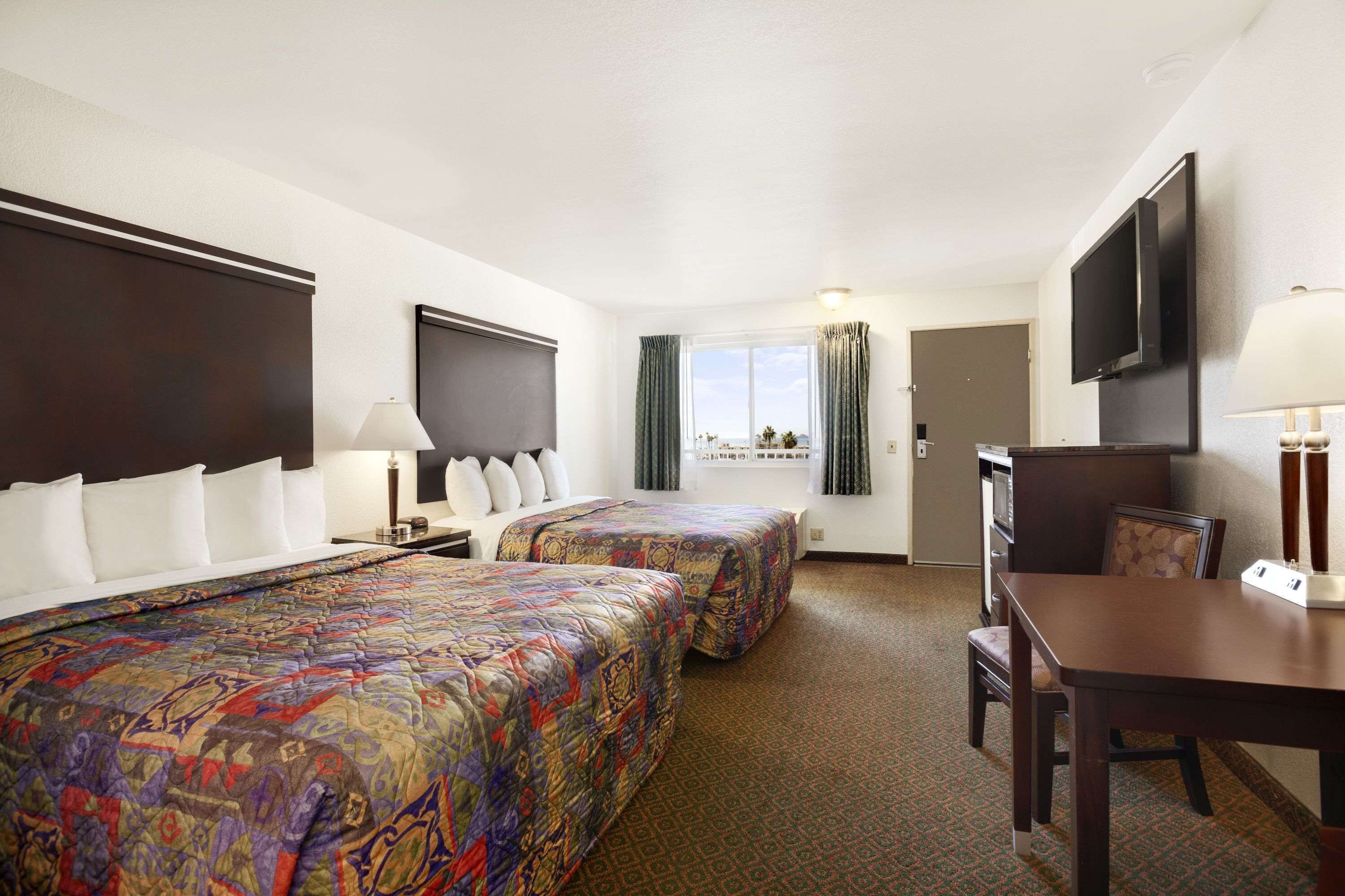 Photo - Days Inn by Wyndham Oceanside