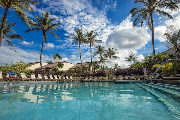 2 piscinas al aire libre