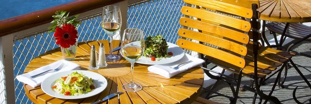 breakfast, lunch, dinner served; american cuisine