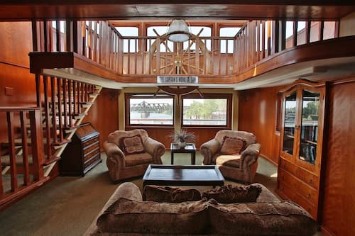 Zimmer (Captains Quarters) | Zustellbetten