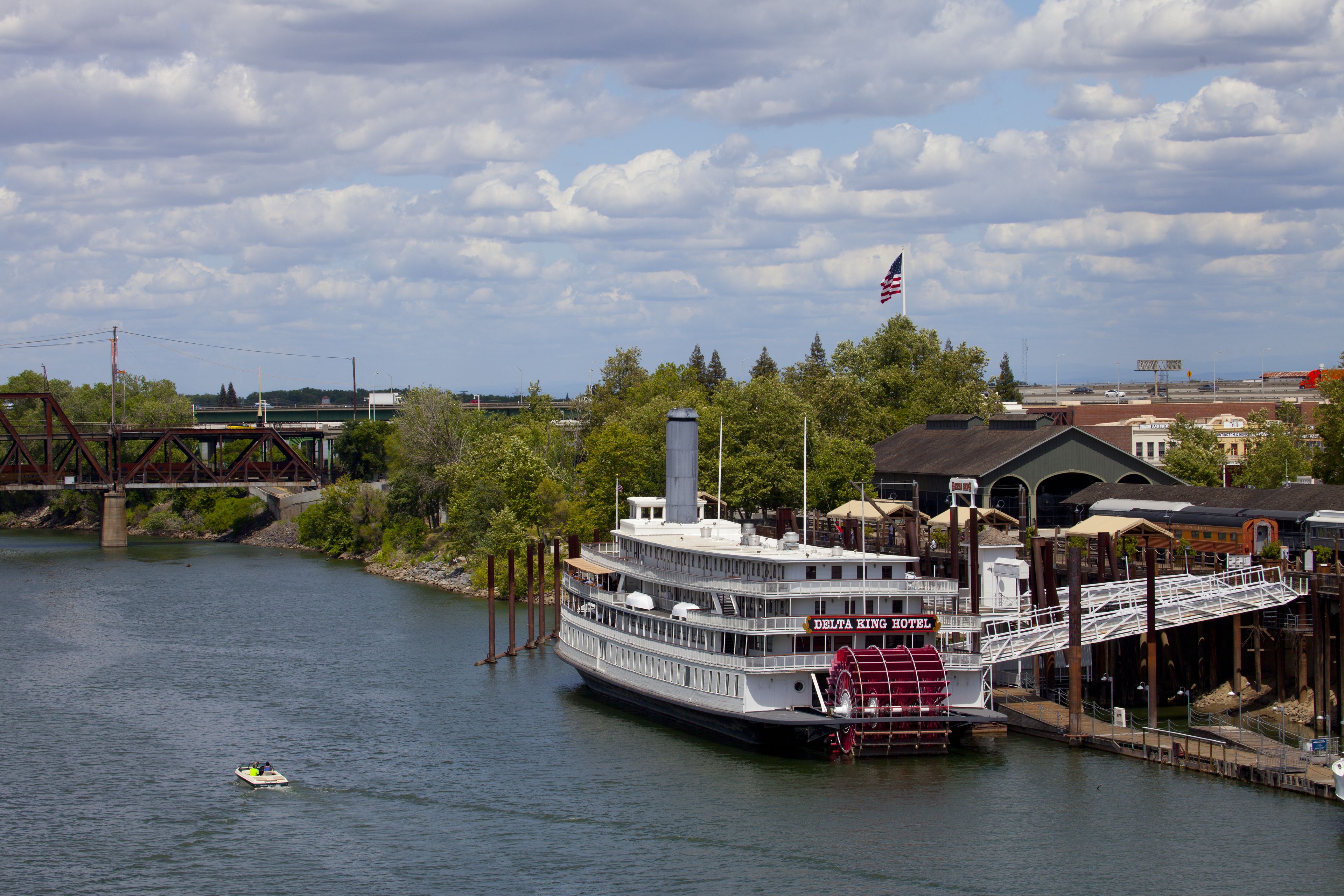 Photo - Delta King Hotel