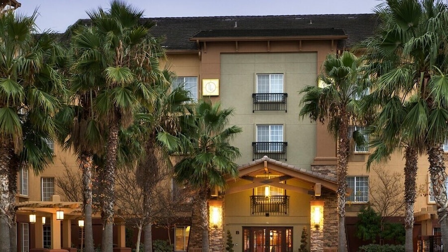 Larkspur Landing Extended Stay Suites Sacramento