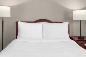 Ropa de cama de alta calidad y escritorio