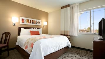 Skrivebord, skrivebord for bærbar PC og blendingsgardiner