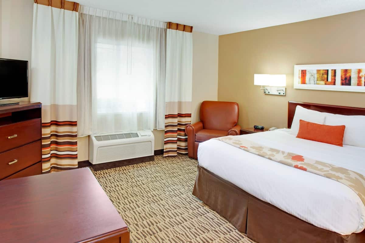 Chambre, 1 grand lit, accessible aux personnes à mobilité réduite, non-fumeur (Accessible Tub)