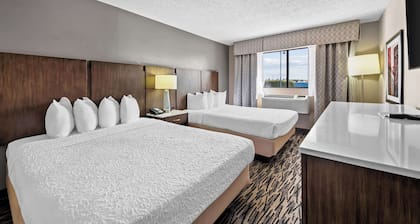 Best Western Los Alamitos Inn & Suites