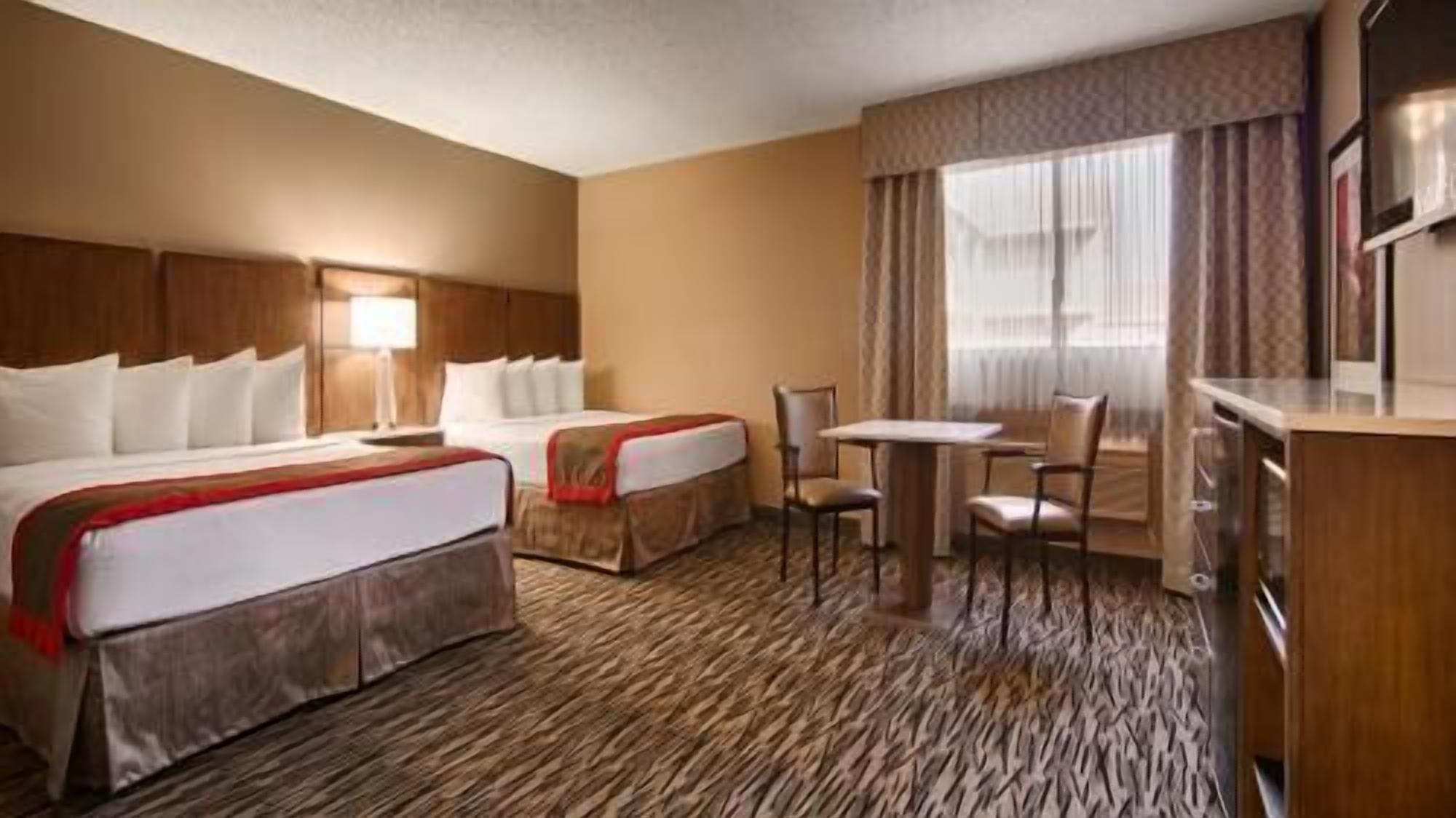 In-room safe, desk, iron/ironing board, free cots/infant beds