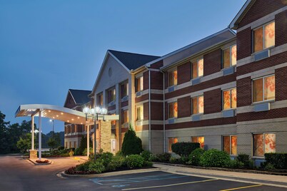Fairfield Inn & Suites by Marriott Detroit Farmington Hills