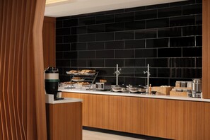 Desayuno buffet incluido todos los días