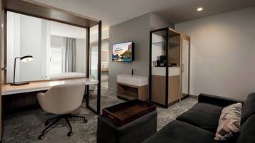 Suite, 1 kingsize-seng med sovesofa | 1 soverom, sengetøy av topp kvalitet og skrivebord