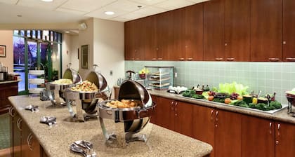 Homewood Suites by Hilton Falls Church - I-495 at Rt. 50