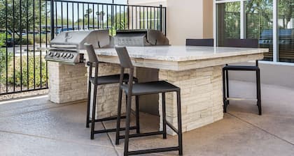 MainStay Suites Phoenix North