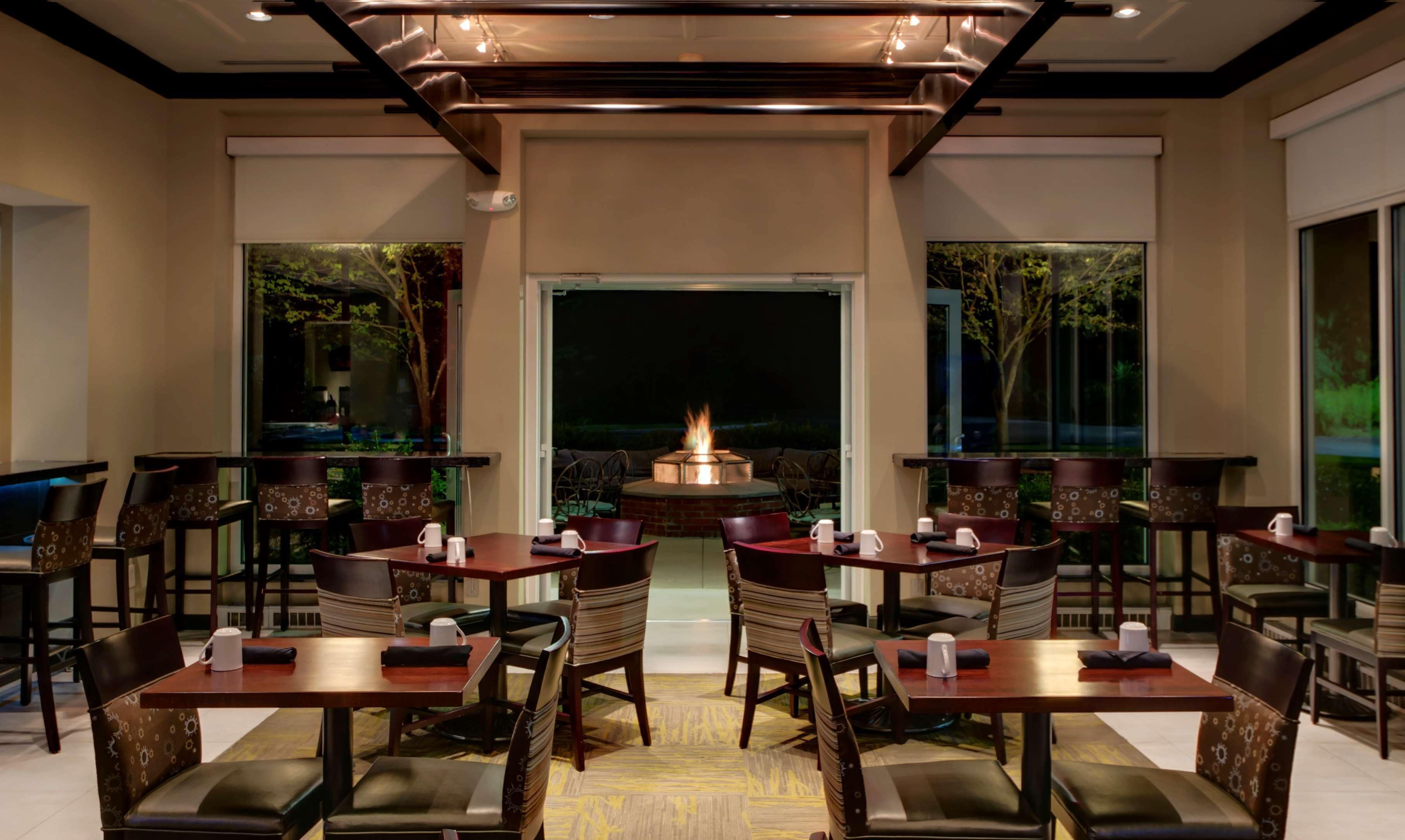 Frühstück und Abendessen