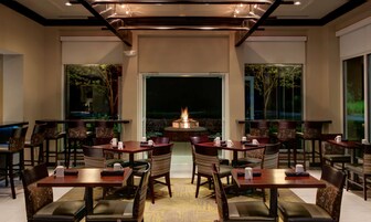 Breakfast and dinner served