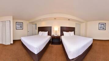 Suite, Multiple Beds, Non Smoking | Iron/ironing board, rollaway beds, free WiFi, bed sheets