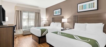Quality Inn Fayetteville near Historic Downtown Square