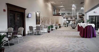 Holiday Inn Express Mentor Banquet Center by IHG