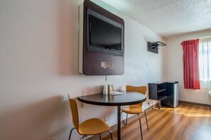 무료 WiFi, 침대 시트