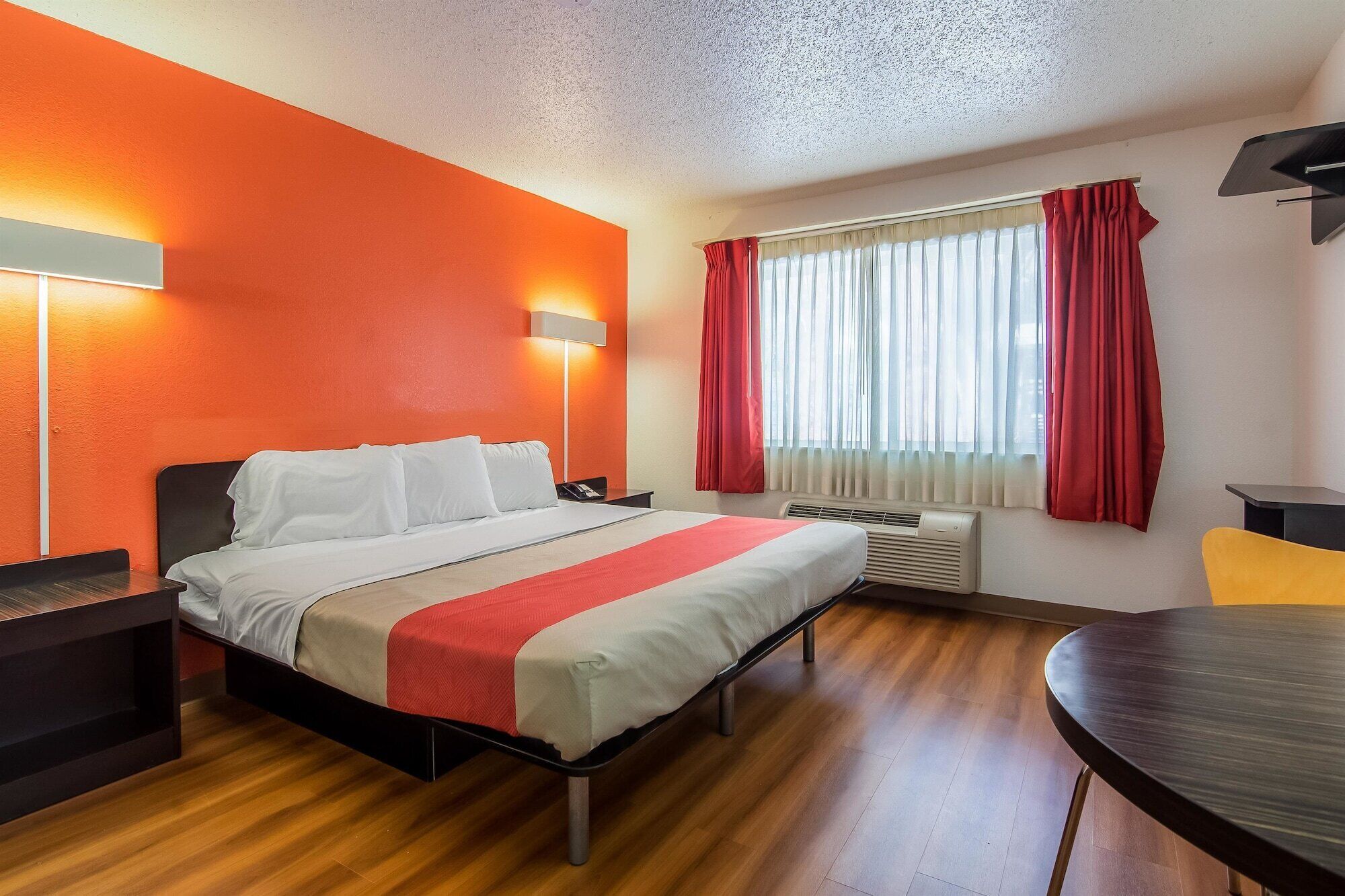 Wi-Fi gratuit, draps fournis