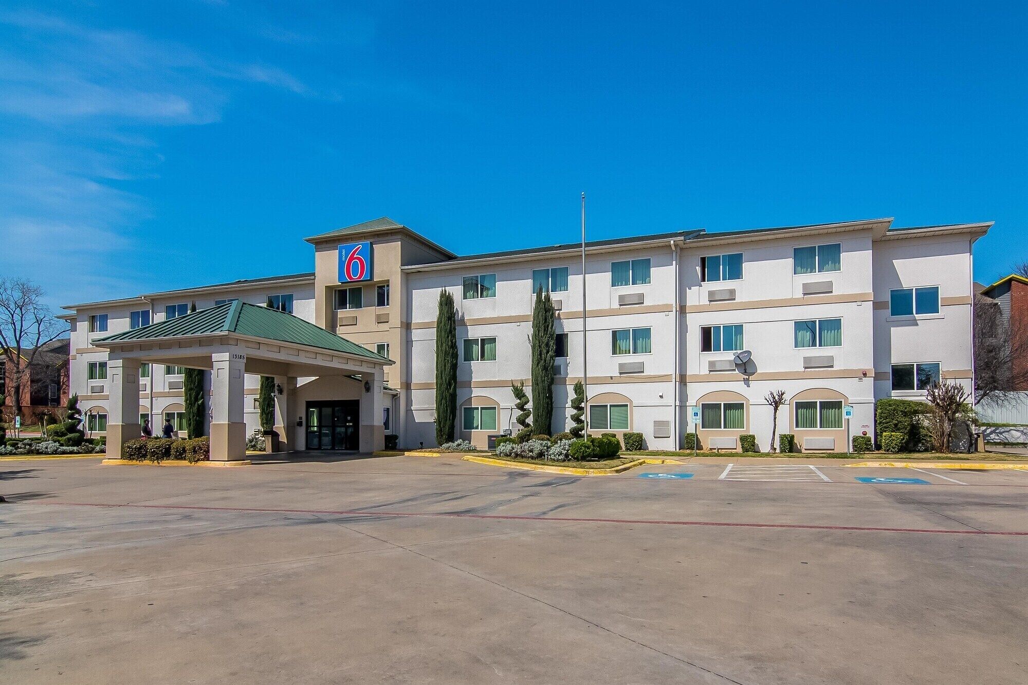 Foto - Motel 6 Dallas, TX - North - Richardson